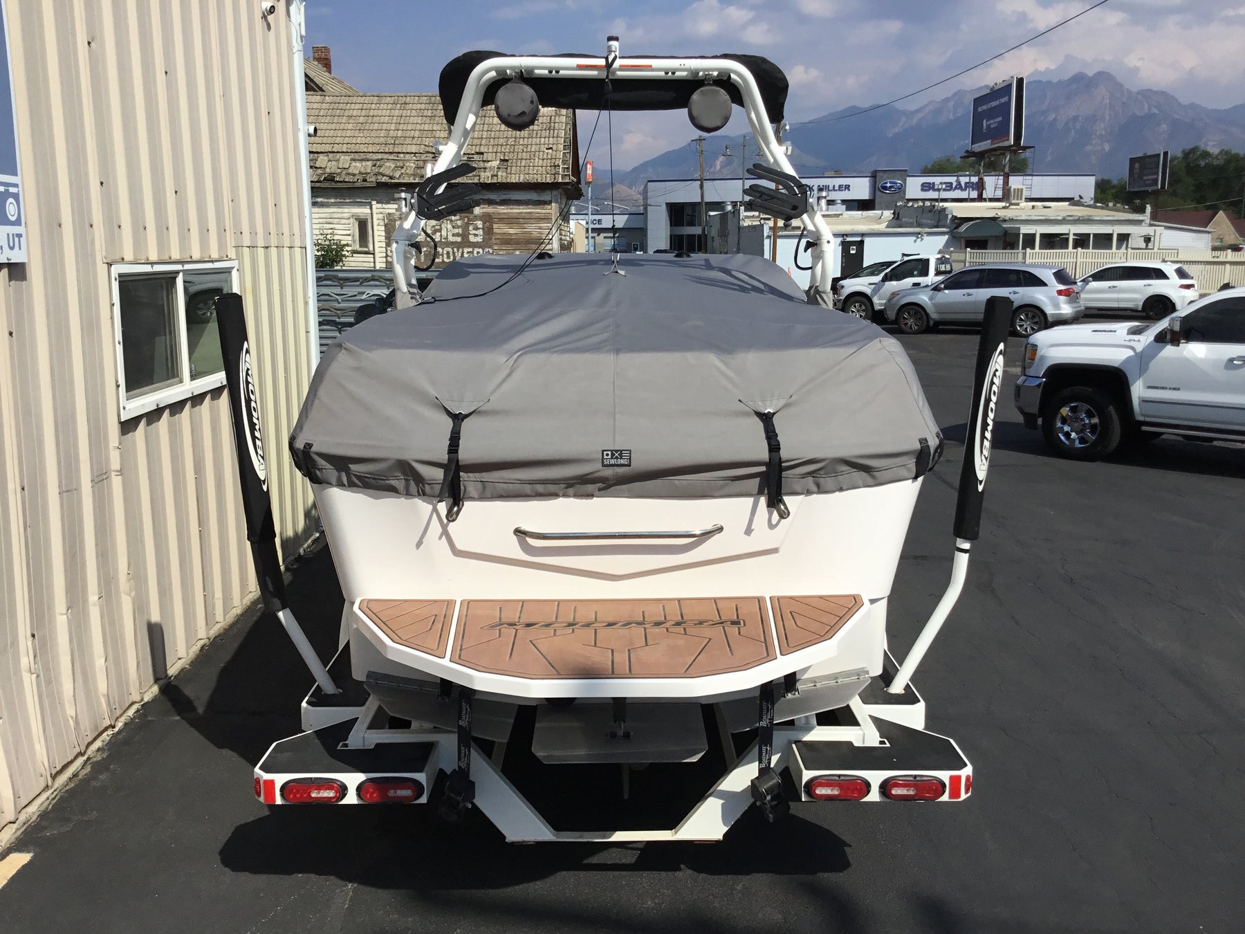 Moomba Max W/A3 Tower Cinch Cover
