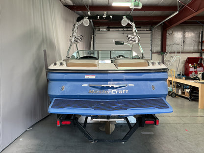MasterCraft X24 with Zeroflex Gen 5.2 Tower Cinch Cover