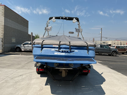 MasterCraft X24 with Zeroflex Gen 5.2 Tower Cinch Cover
