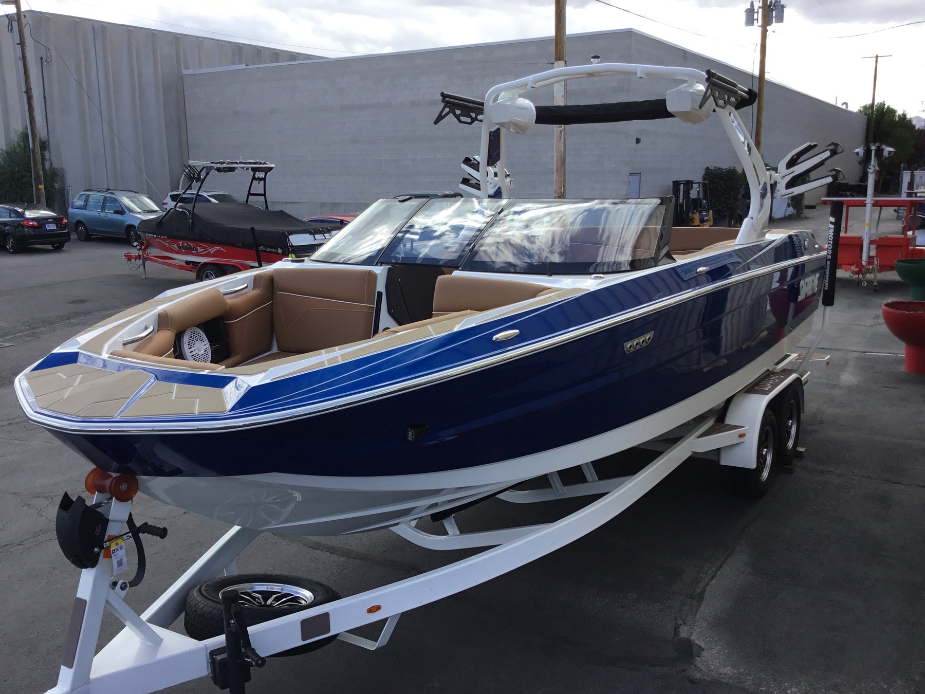 Supreme S240 F-Series w/ FCTv3 Double Up Storage Cover