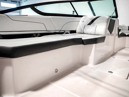 2019 Regal 2300RX Surf