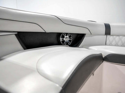 2019 Regal 2300RX Surf