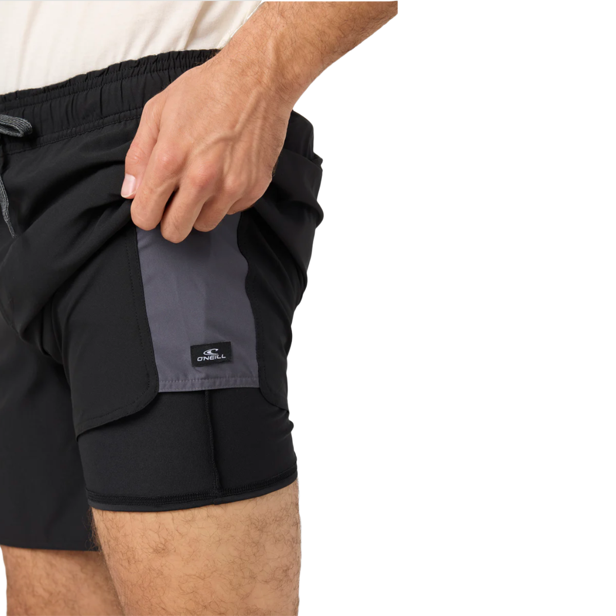 O'Neill Perform Light Tech Panel Lined E-Waist 17" Hybrid Shorts in Black