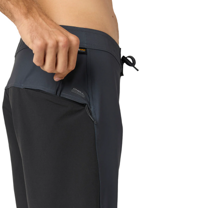 O'Neill Hyperfreak Tech TRVLR Enduro 19" Boardshort in Phantom