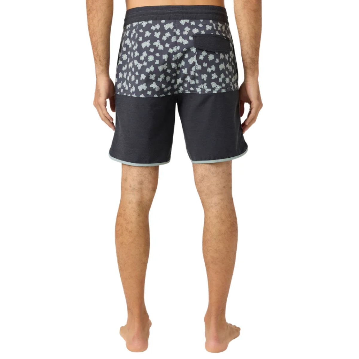 O'Neill OG Block Scallop Cruzer 18" Boardshort in Black