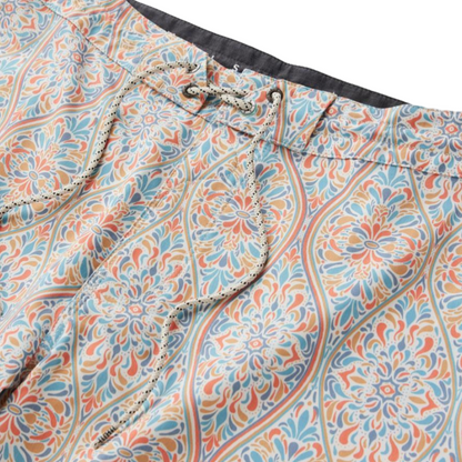 Vissla Desert Dreams 18.5" Boardshort in Vintage White