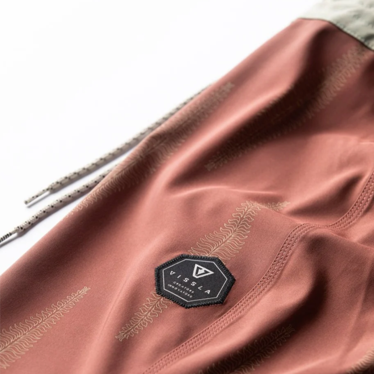 Vissla Seaside 18.5" Boardshort in Chili