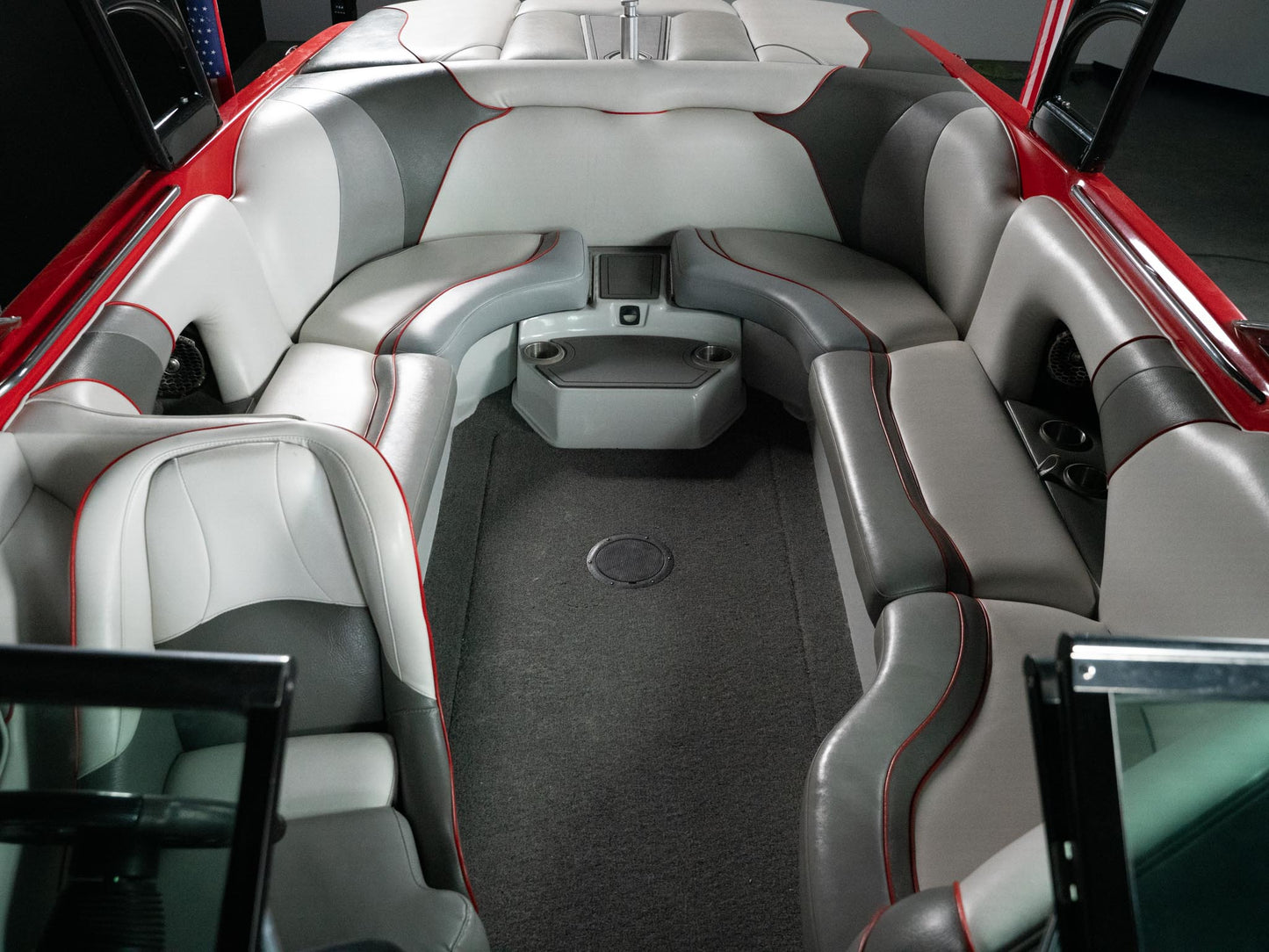 2013 Sanger 237 Wake Series - Red / Black
