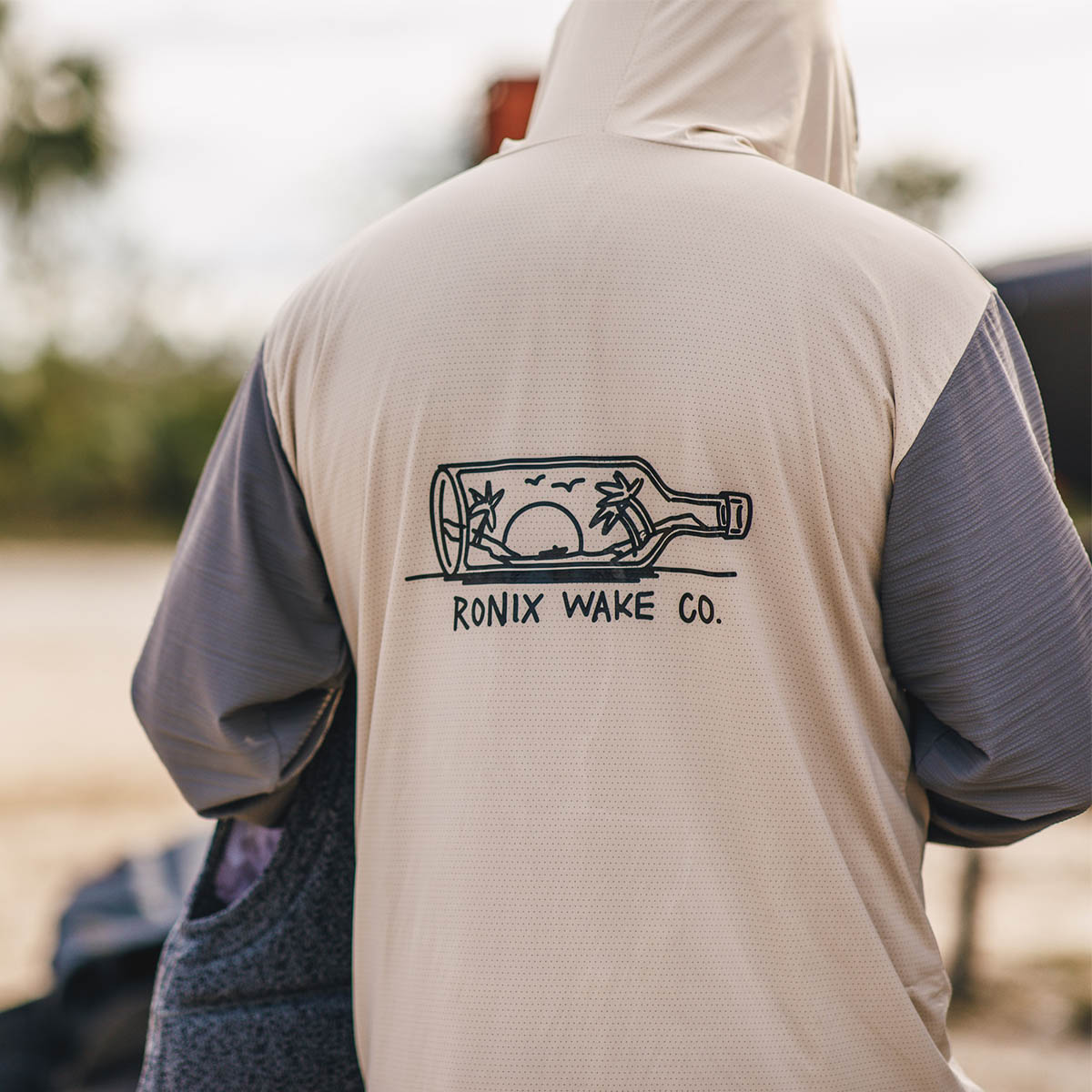 Ronix Men's UV Shade Wick Dry Hoodie in Sand / Charcoal