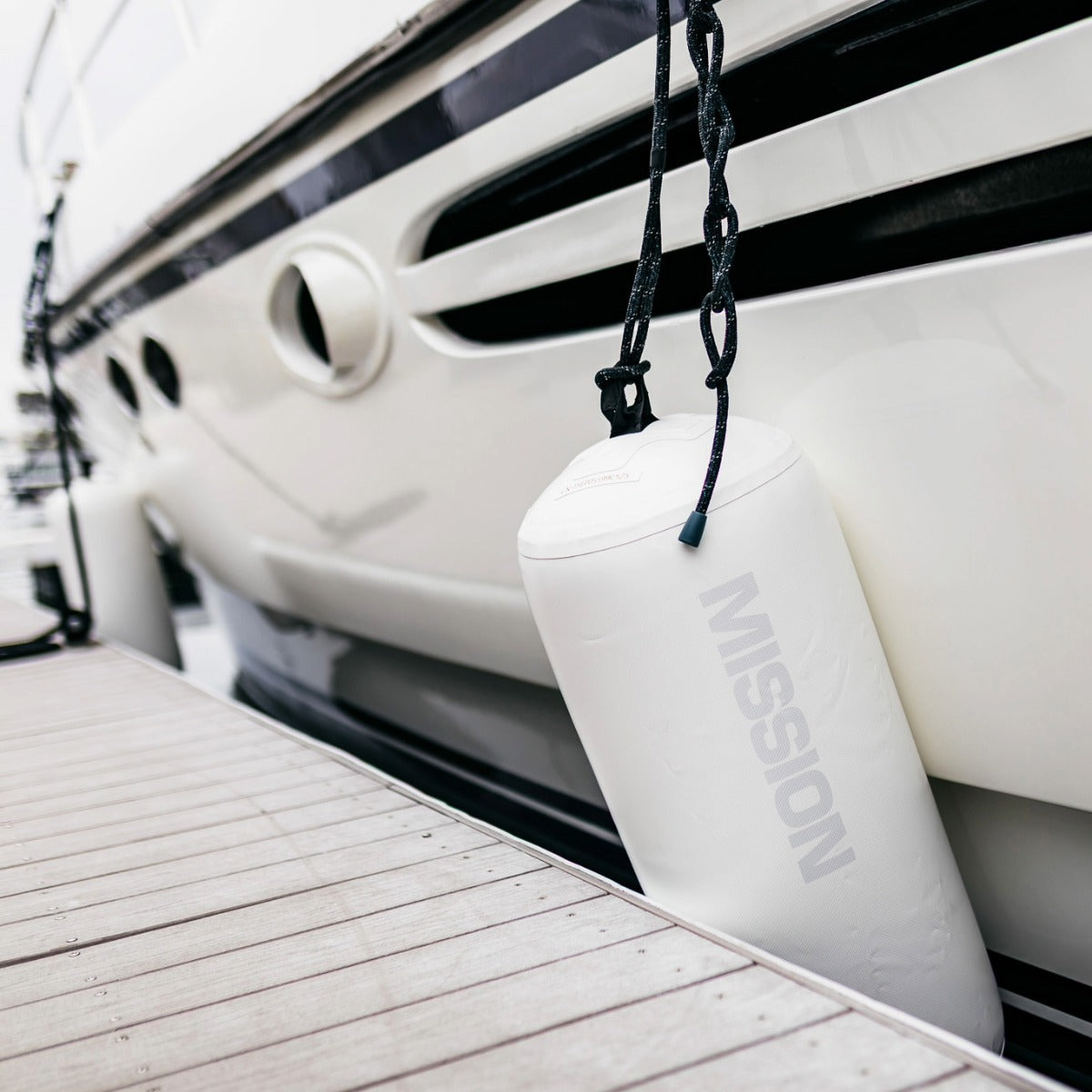 Mission Brigade Pendant Inflatable Fender 12''x 32'' in White