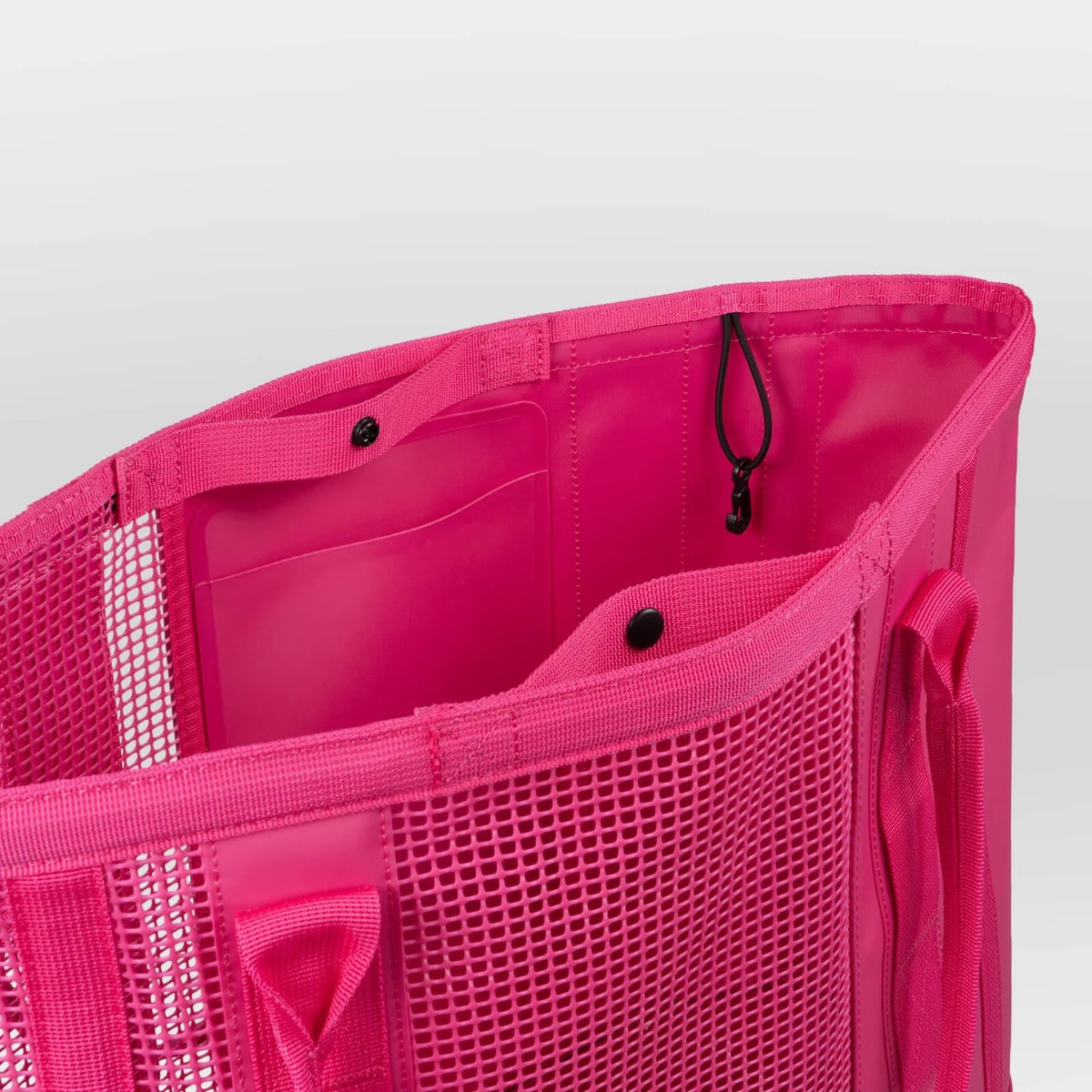 Mission Cassi Beach Tote 33 Liter in Malibu