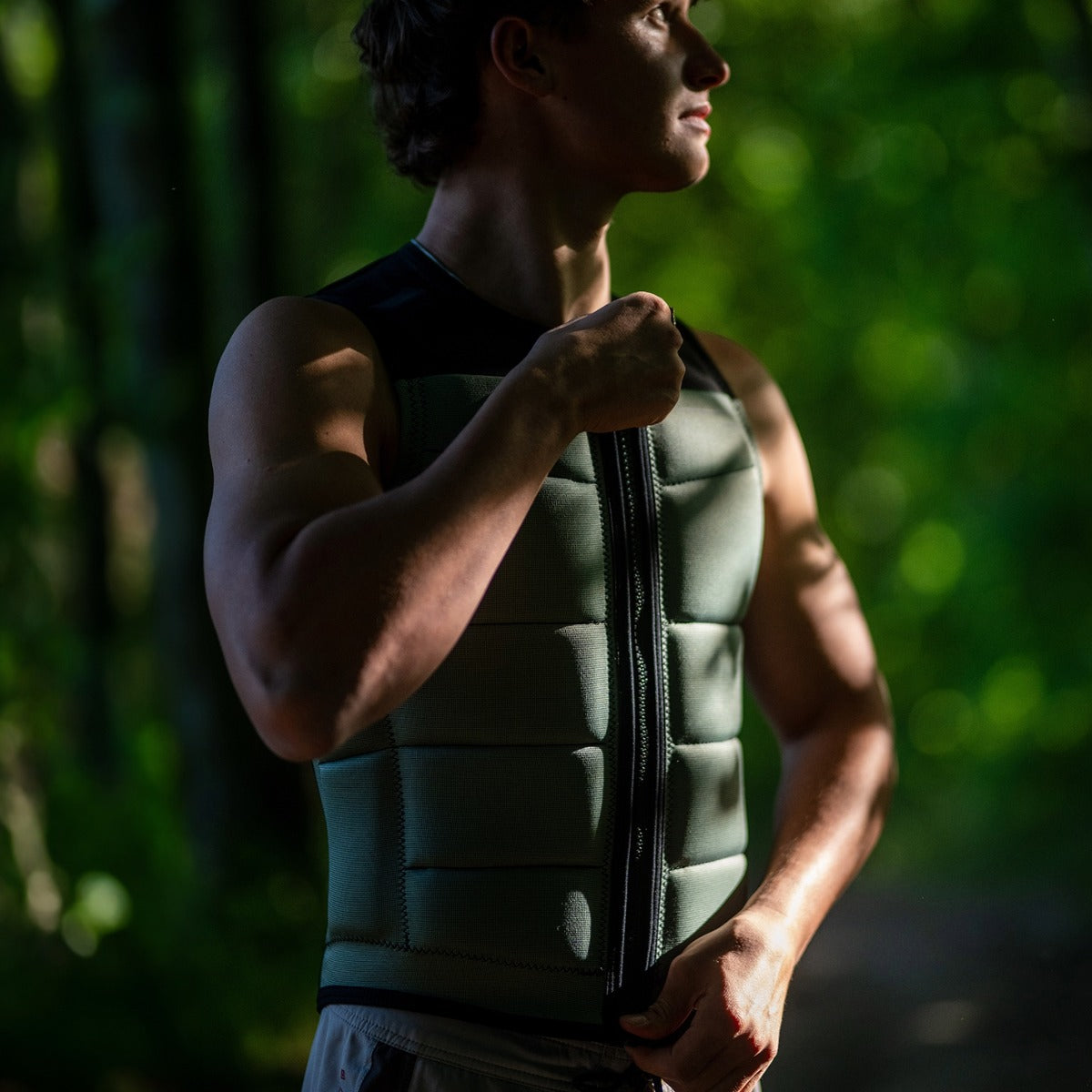 Follow Section Comp Wake Vest in Black/Petina