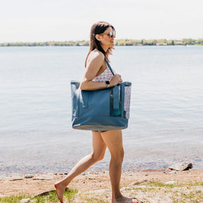 Mission Cassi Beach Tote 33 Liter in Steel Blue