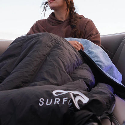 Surfinity Heated Boat Blanket in Black