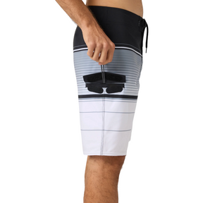 O'Neill Lennox Stretch 21" Boardshorts in White