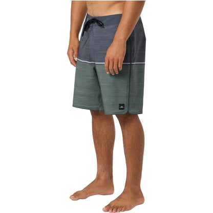O'Neill Hyperfreak Mysto Block Scallop 19" Boardshort in Dark Olive