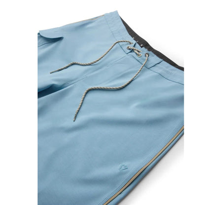 Vissla Solid Sets 18.5'' Boardshort in Blue