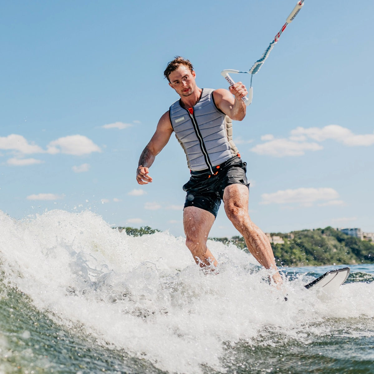 Mission Ondo Men's Comp Vest in Sandbar