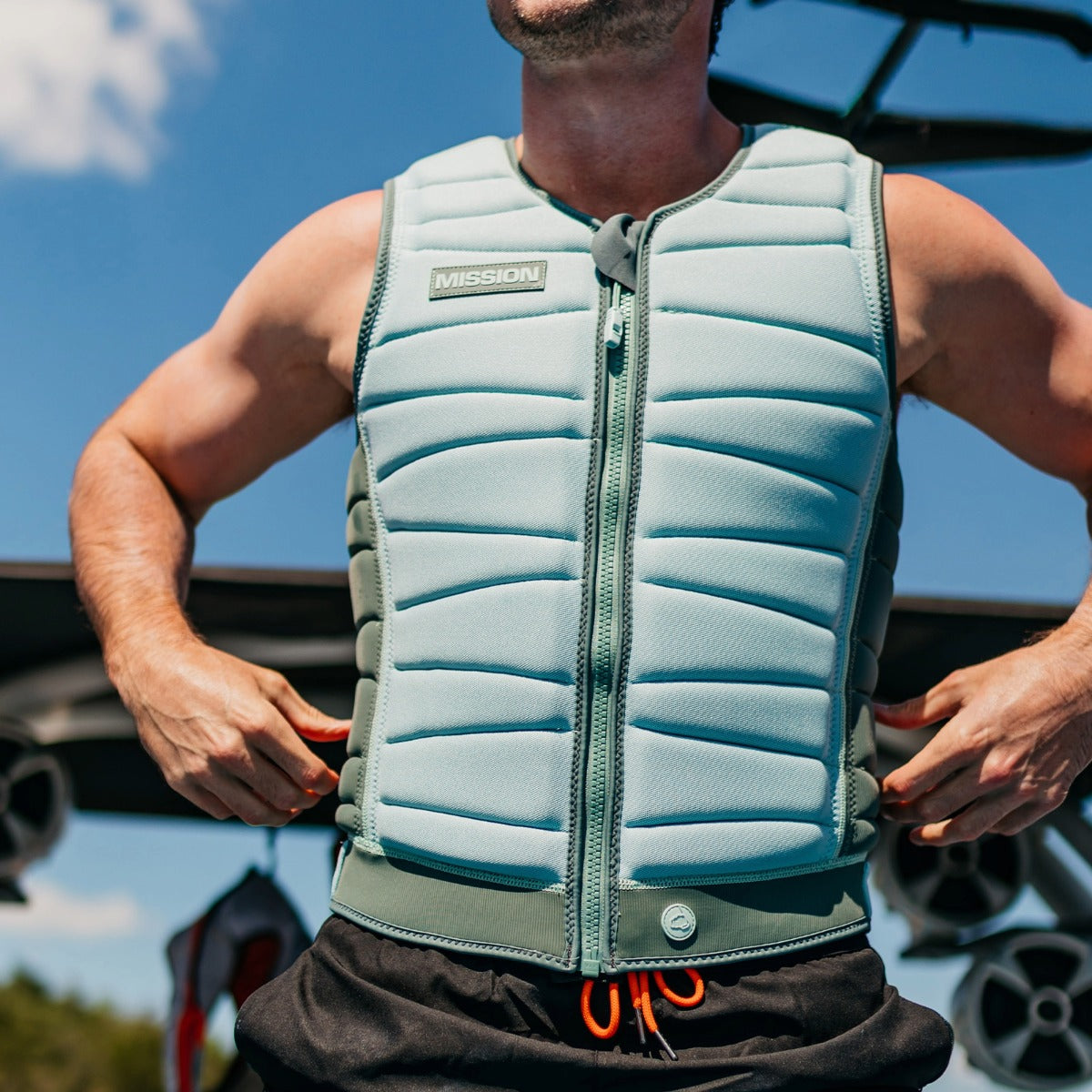 Mission Ondo Men's Comp Vest in Seaglass
