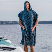 Phase 5 Hooded Towel in Zebra