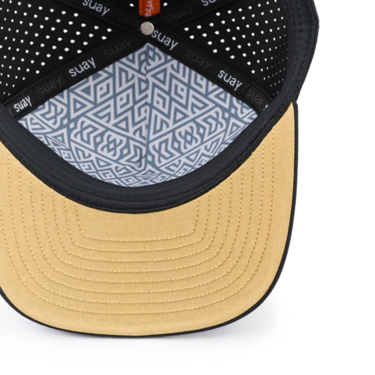Centurion Suay Apex Cap in Black