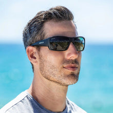 Abaco Crew Sunglasses in Matte Black/G15 - BoardCo
