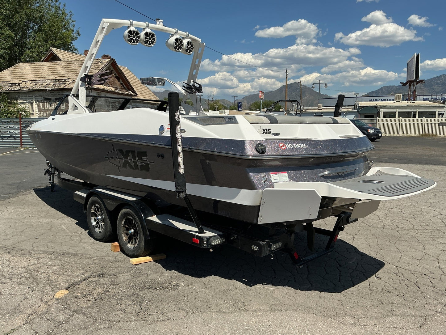 Axis A24 with AW15 Tower Cinch Cover - BoardCo
