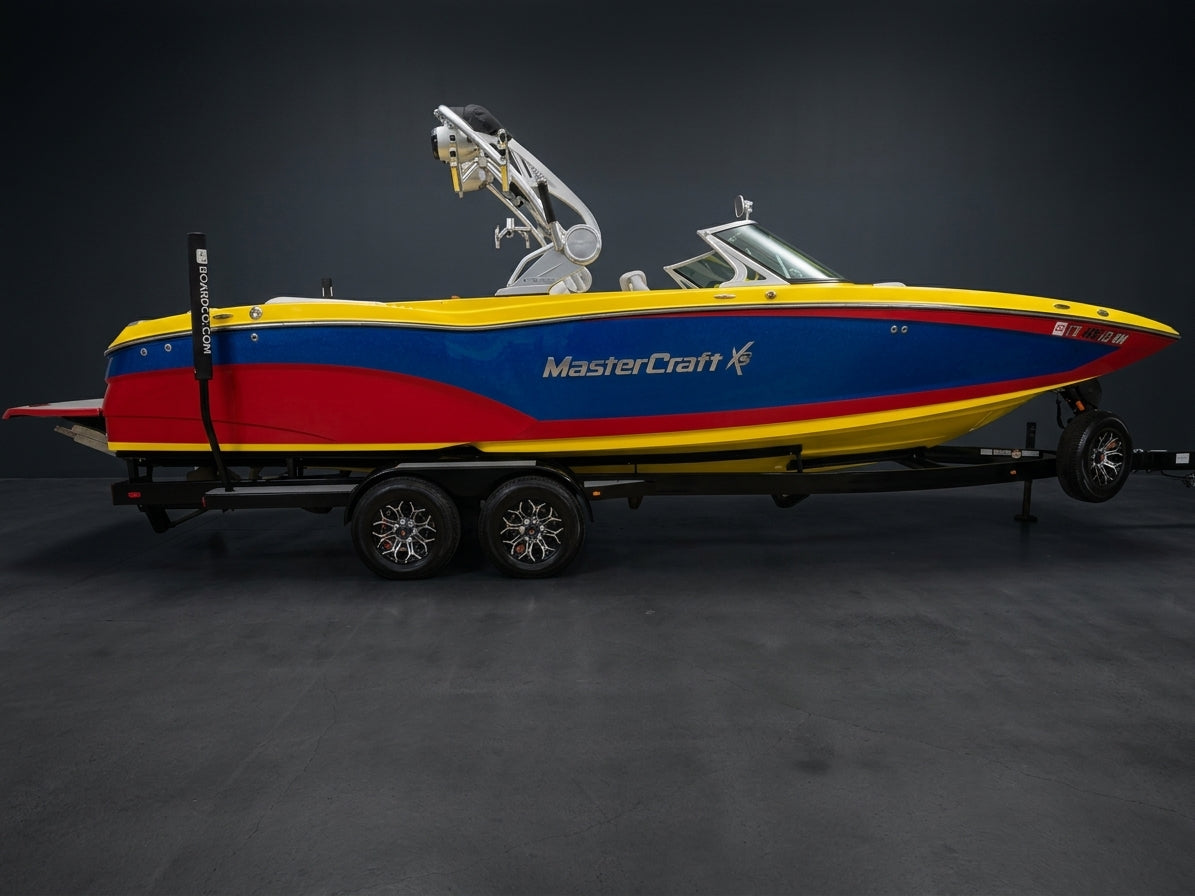 2016 MasterCraft X26 - Blue / Red