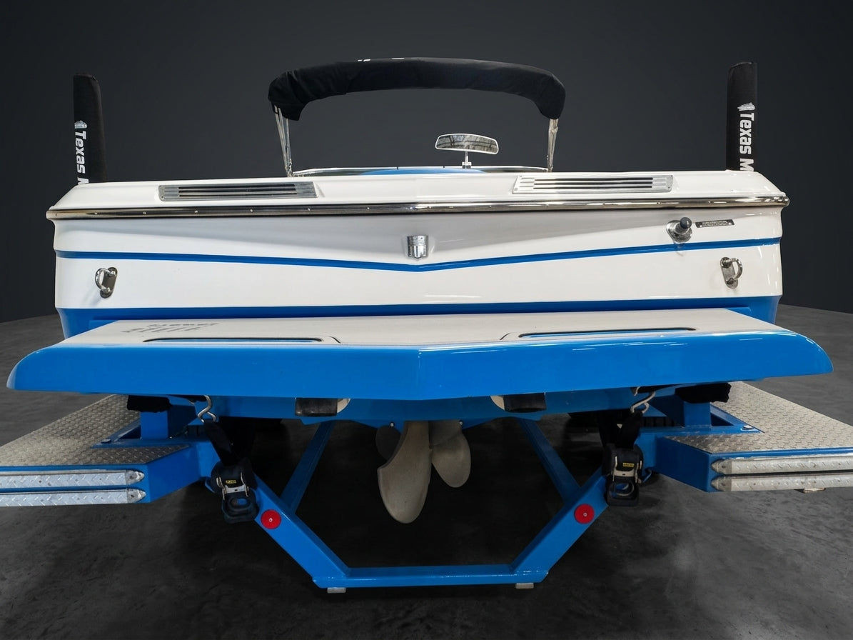 2019 Mastercraft Prostar - White / Blue