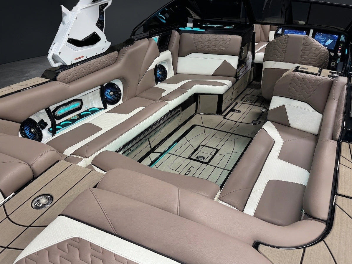 2026 Centurion Ri245 - White Frost / Onyx Black