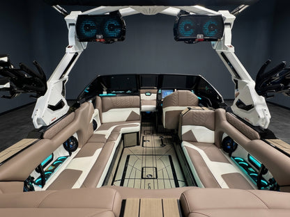 2026 Centurion Ri245 - White Frost / Onyx Black