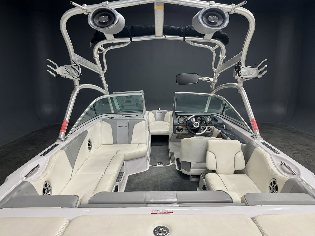 2008 Nautique SAN 210 TE - White / Black