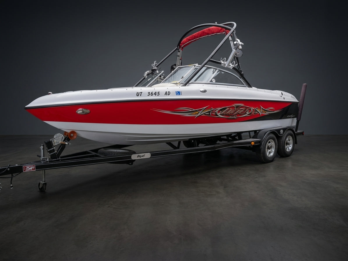 2005 Tige 22V in Red w/ White interior