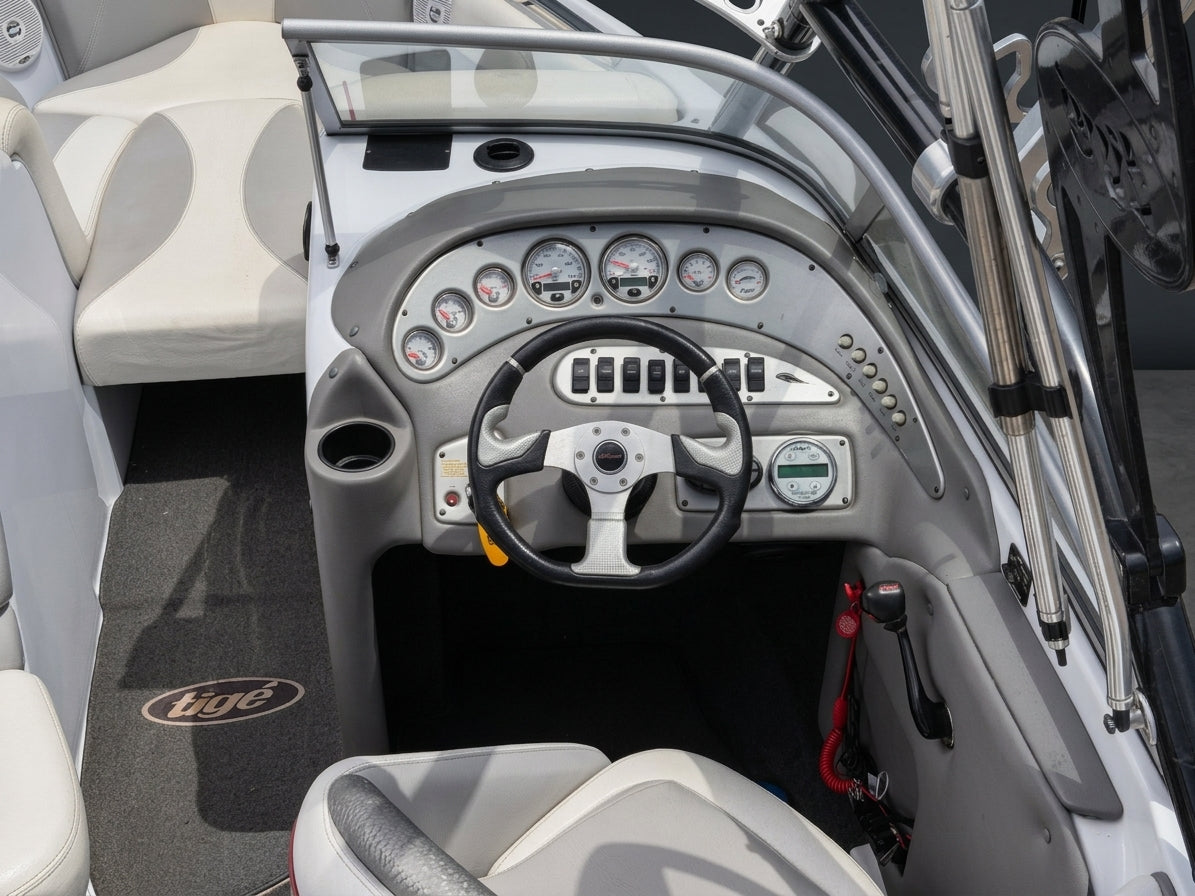 2005 Tige 22V in Red w/ White interior