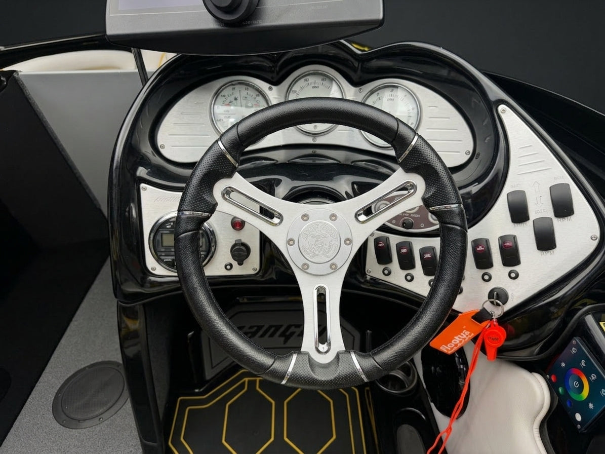 2018 Sanger SV237 in Yellow w/ White interior