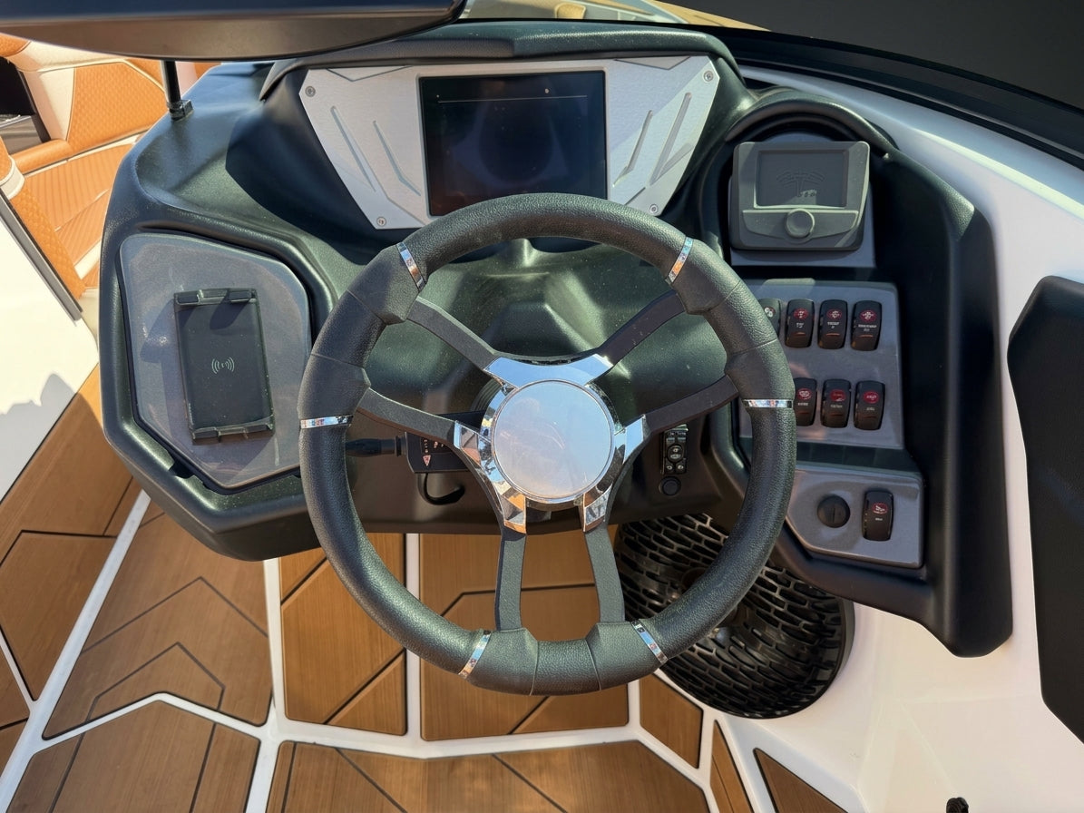 2023 Supreme S240 Black / White w/ Brown interior