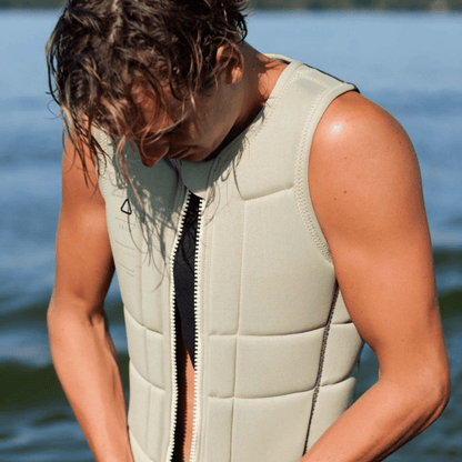 Follow Affiliate Comp Wake Vest in Bone - BoardCo