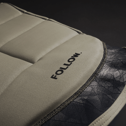 Follow Affiliate Comp Wake Vest in Bone - BoardCo