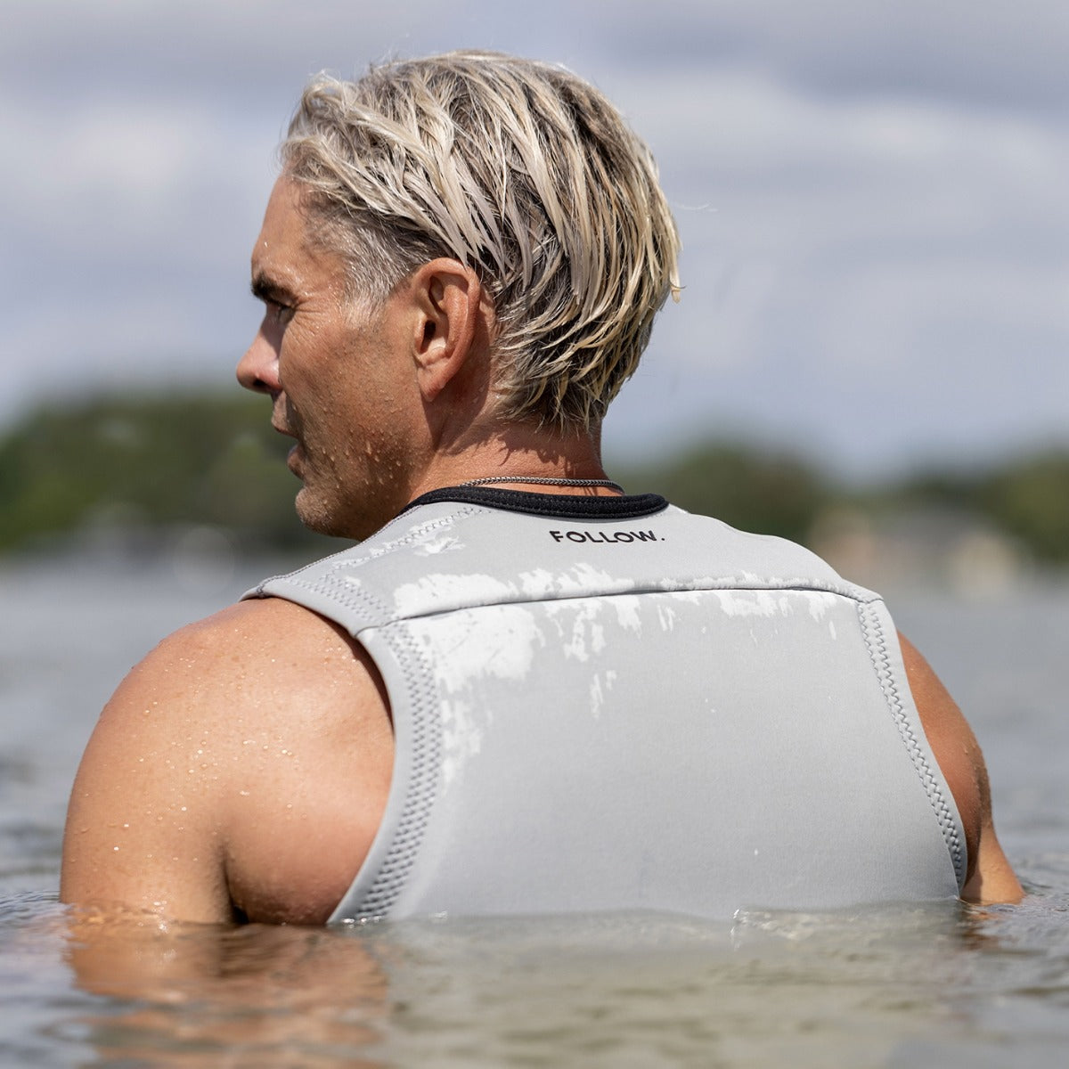 Follow Affix Men's Comp Wake Vest in Silver – BoardCo