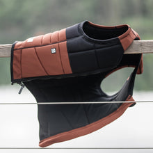 Follow Gratis Men's Comp Wake Vest in Rust