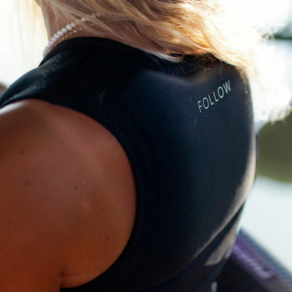 Follow Fortune Ladies Comp Wake Vest in Black