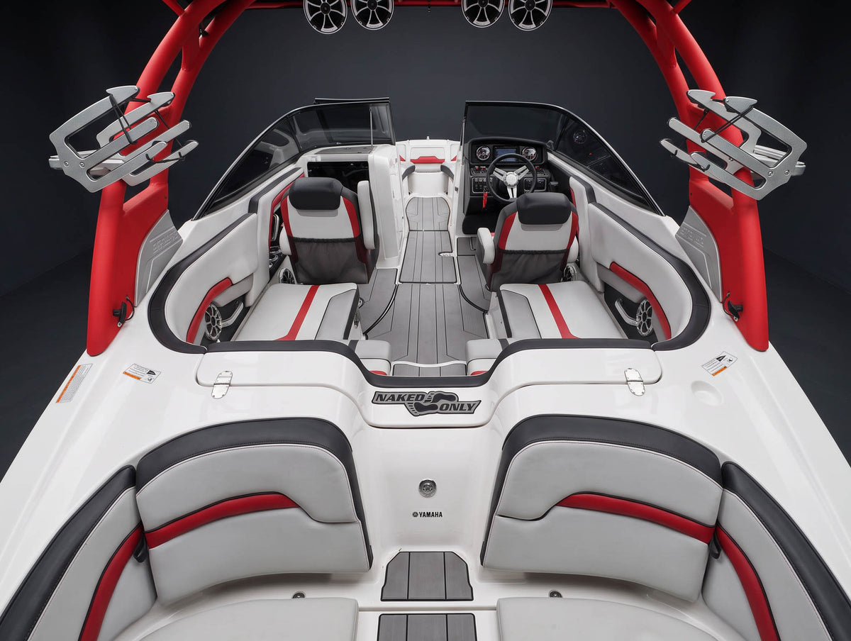 2019 Yamaha 242x in White w/ WHITE interior