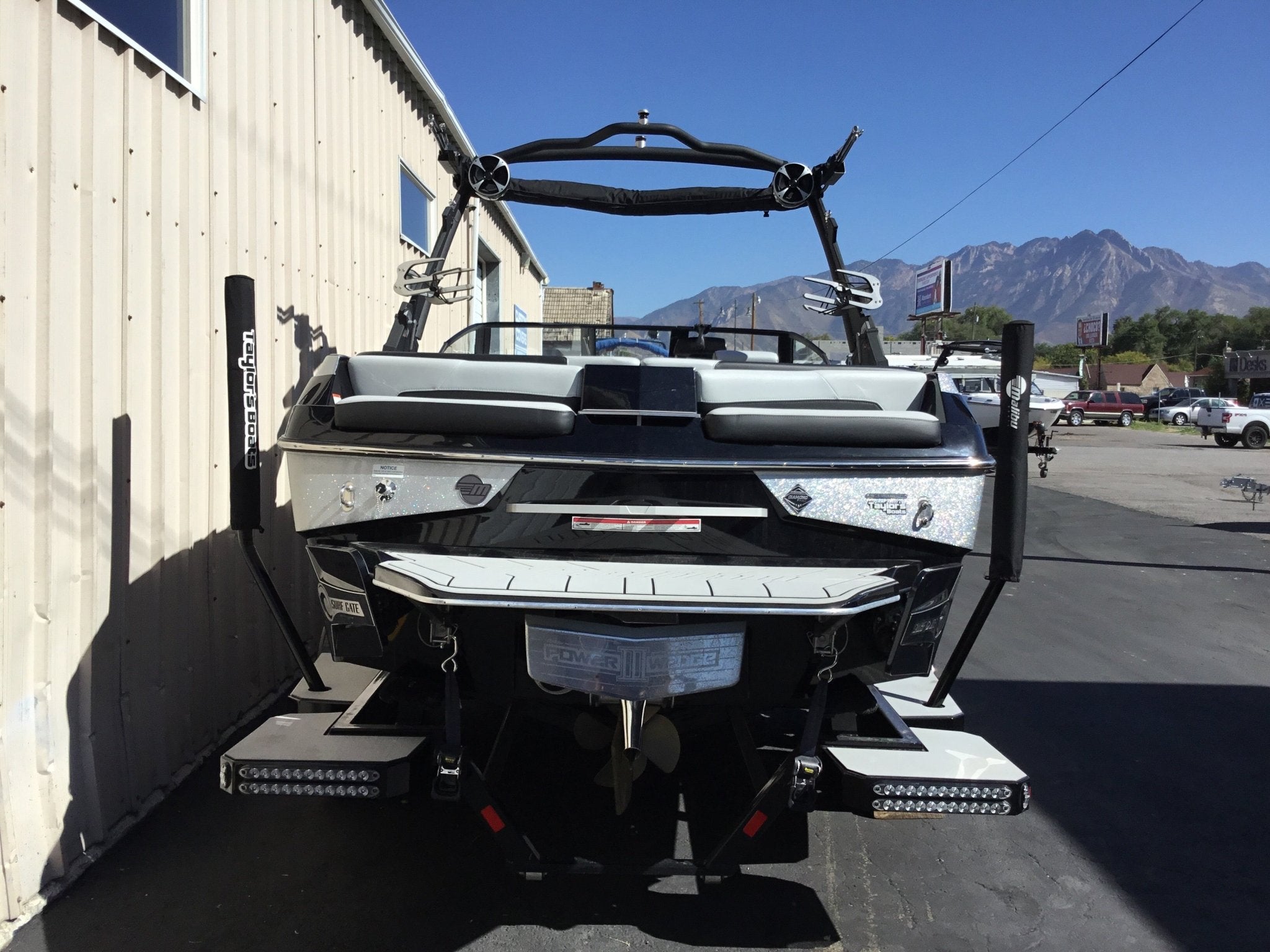 Malibu 22 LSV with G5 Tower and Factory Bimini Double Up Storage