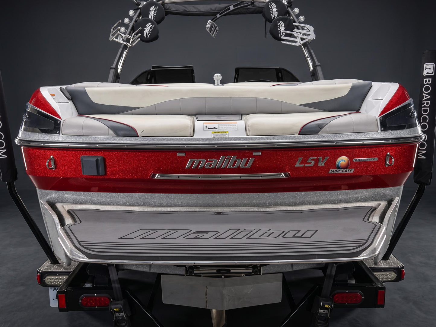2013 Malibu 247 LSV in Red / White / Black