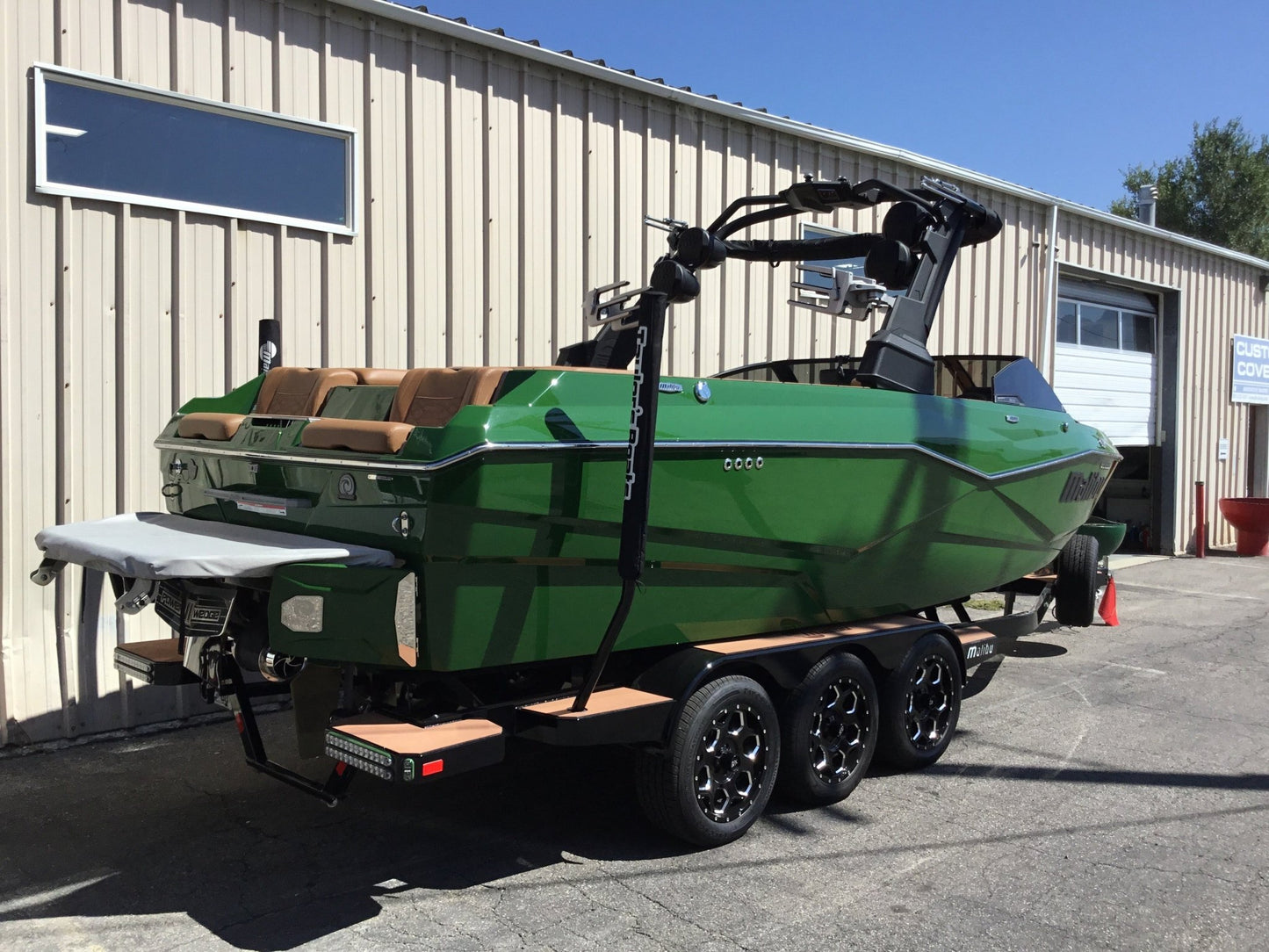 Malibu 25 LSV with GX Tower and Factory Bimini Double Up Storage Cover - BoardCo