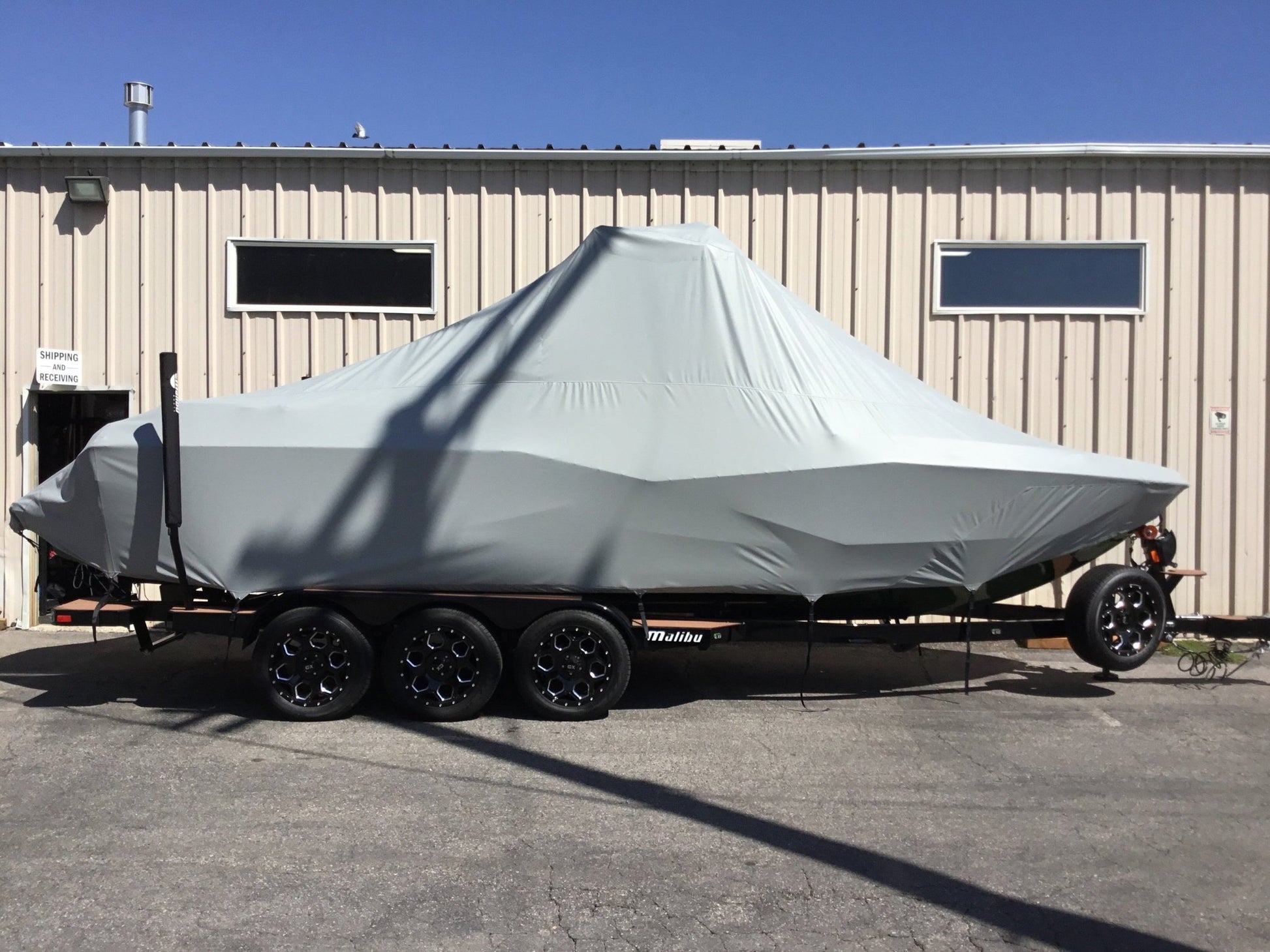Malibu 25 LSV with GX Tower and Factory Bimini Double Up Storage Cover - BoardCo