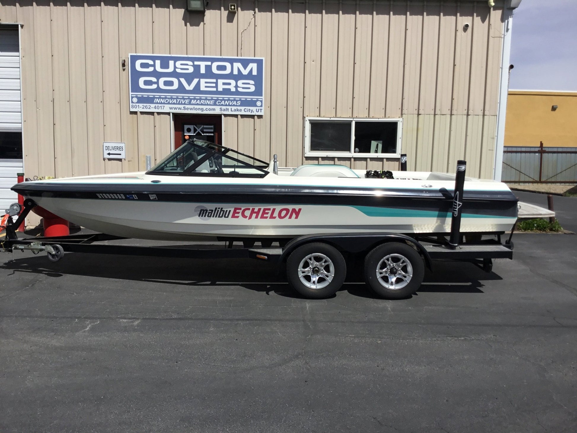 Malibu Echelon Cinch Cover - BoardCo
