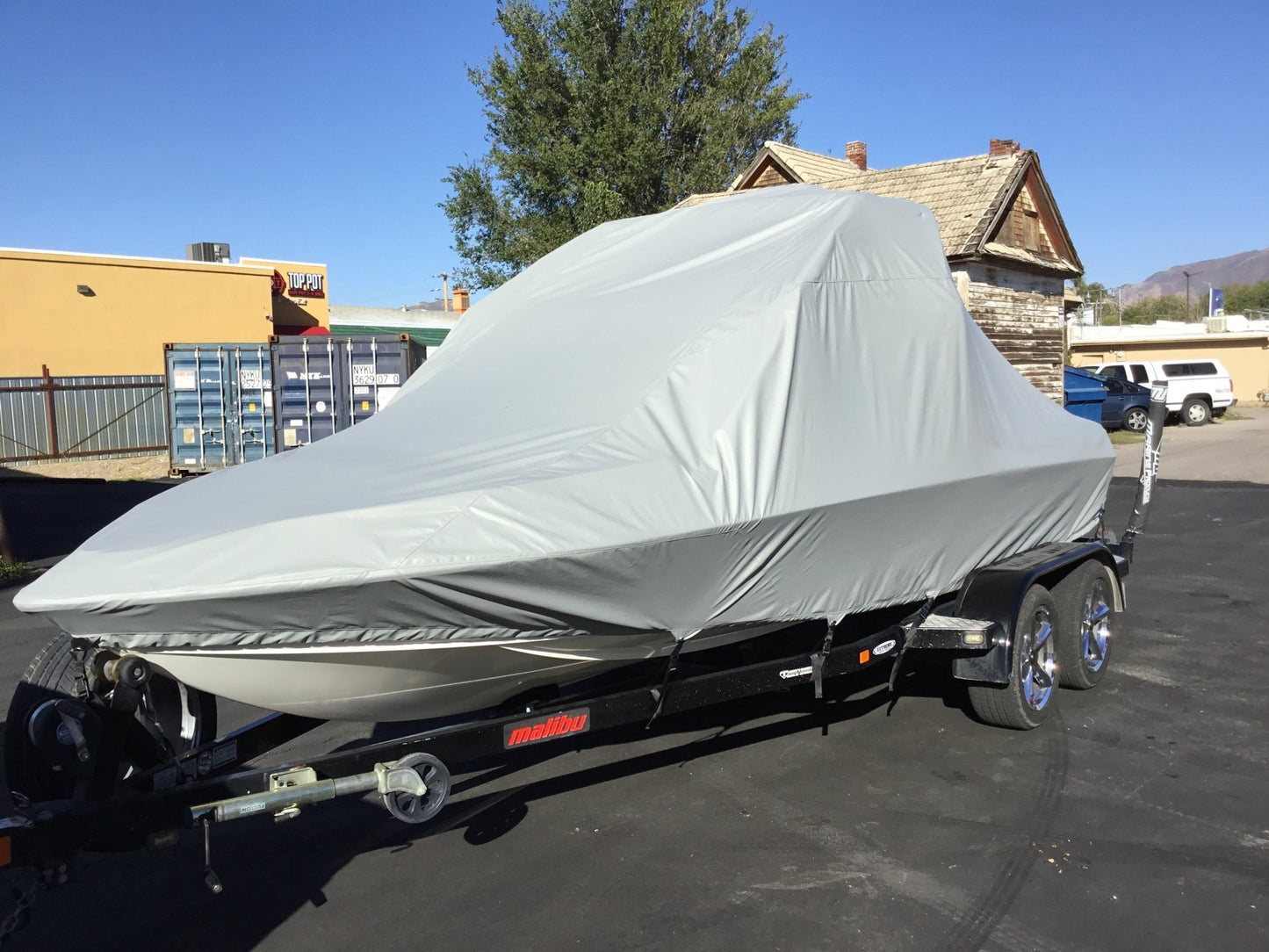 Malibu Response LXI with Titan 3 Tower Double Up Storage Cover - BoardCo