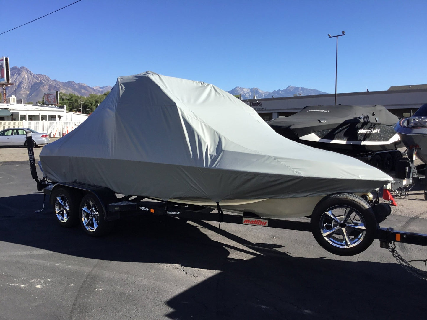 Malibu Response LXI with Titan 3 Tower Double Up Storage Cover - BoardCo