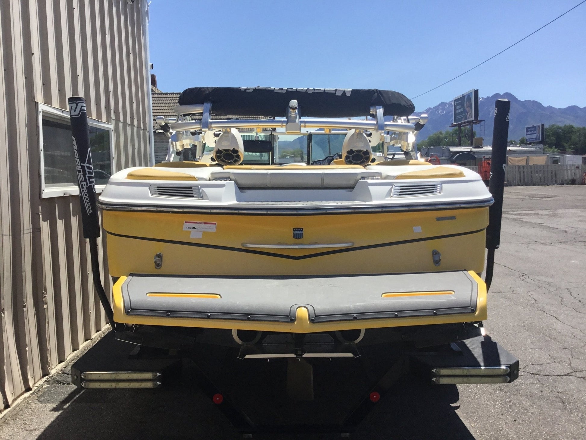 MasterCraft X10 with ZFT4 Tower TD Ratchet Cover - BoardCo